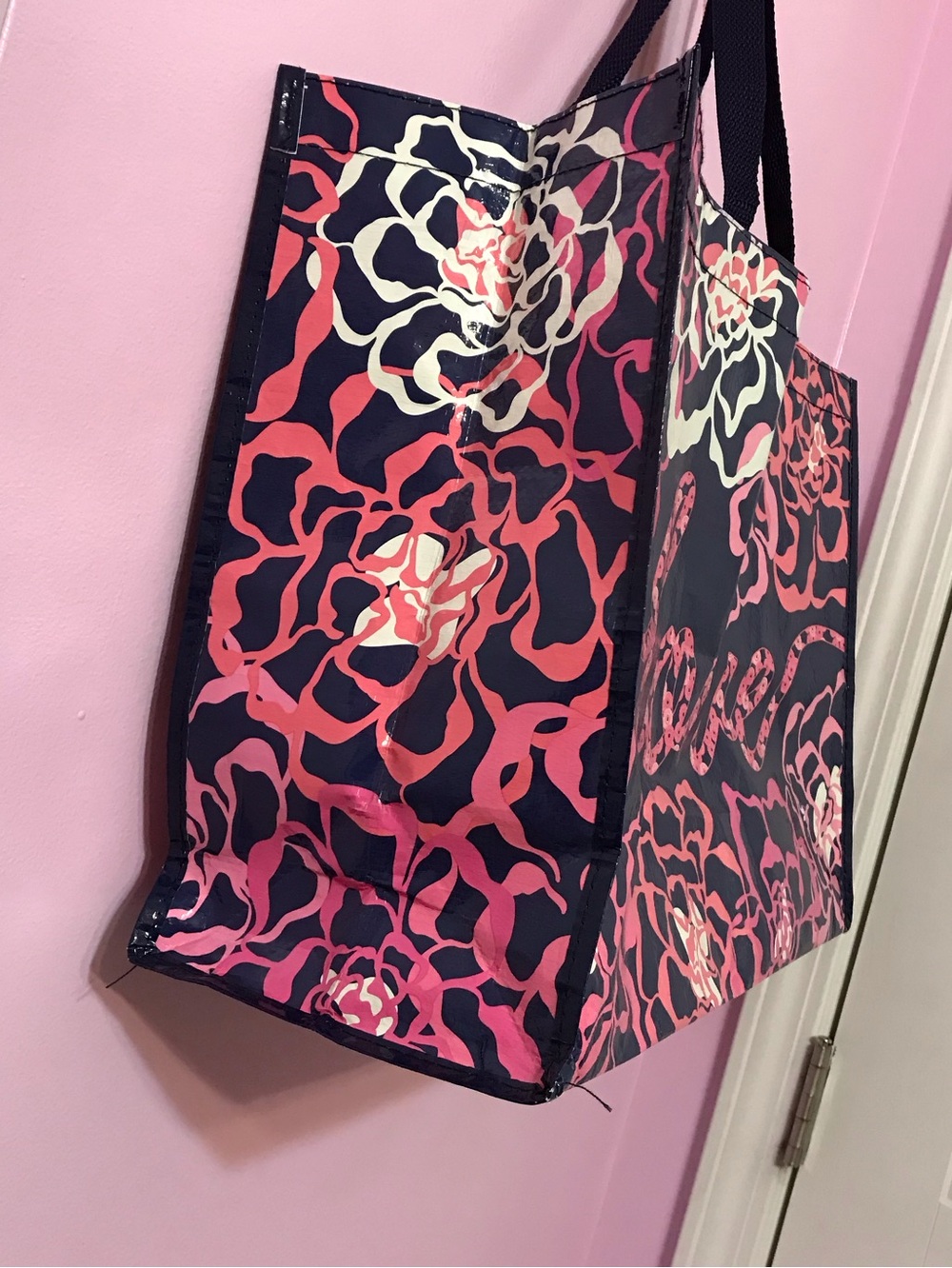 Vera Bradley Market Tote in Katalina Pink "LOVE" Bag - Picture 7 of 7
